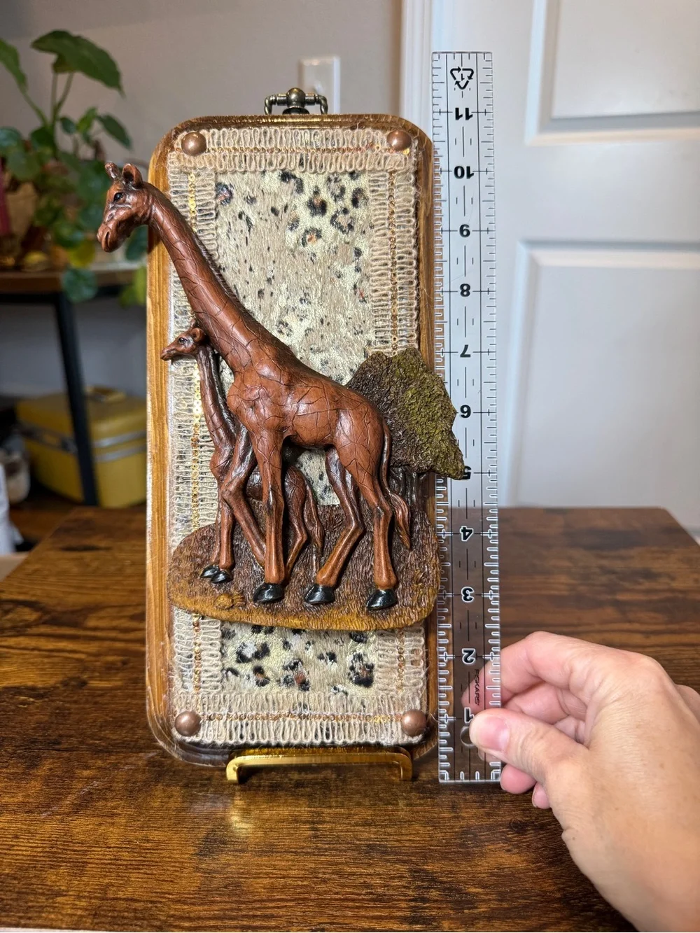 Vintage 3D Giraffe Wall Plaque Mixed Media Faux Wood Safari Decor Mother & Calf